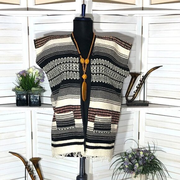 Vintage 70s Woven Fringe Blanket Poncho Vest Size M L - Picture 1 of 9